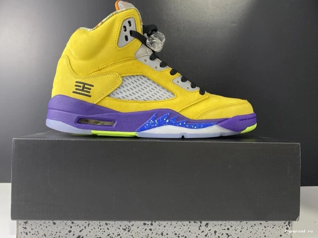 5 Retro Jordan The CZ5725-700 What 0809